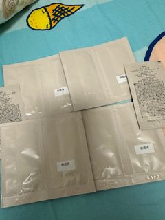 （分類：）位於 。 由 amyyip0319 提交（商品編號 1296662121，圖片 1）。簡介： 。