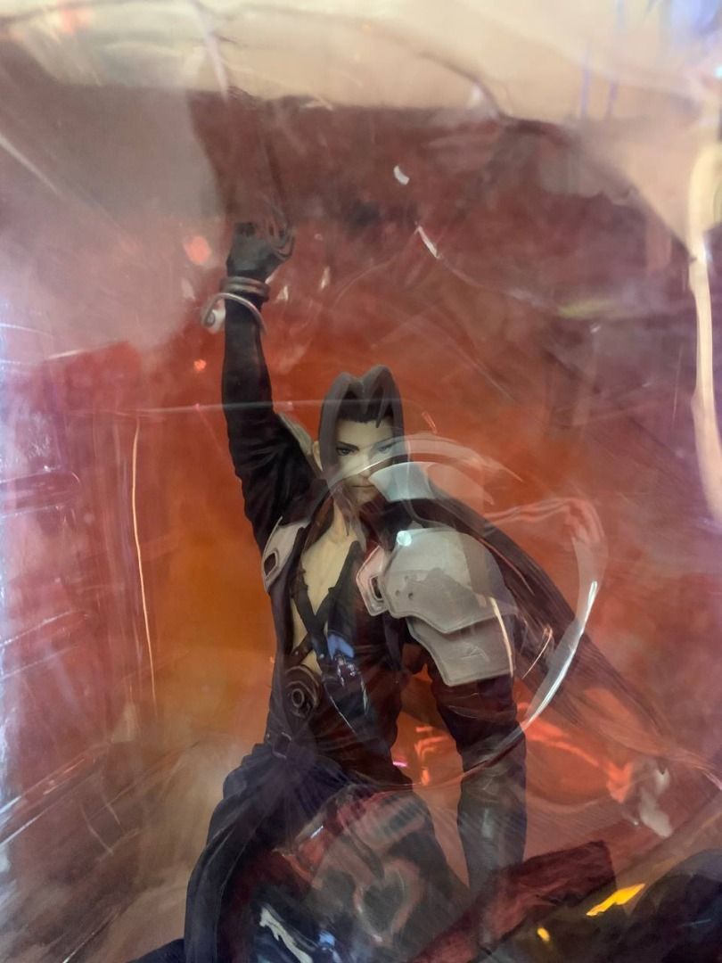 Sephiroth Static Arts FF7 (Category: Figurines & Statues) located in Manila. Submitted by newgametechph (Listing ID 1296610690, Image 3). Description: Sephiroth Static Arts Final Fantasy 7 BIB Statue has no broken parts. Box with some scuffs and creases but still presentable. Payment via Gcash or BPI then Lalamove Or meetups at Robinsons Manila..