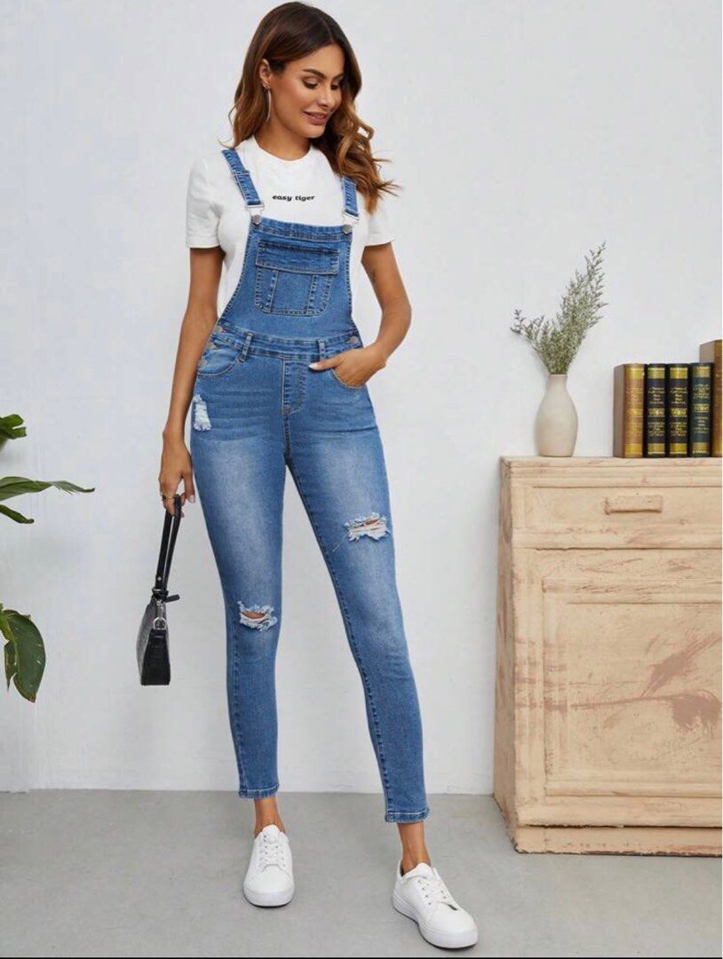 Shein Denim Overalls (Category: Jumpsuits) located in La Trinidad. Submitted by declutter.avenue (Listing ID 1296638511, Image 1). Description: Semi stretch Medium wash XS Still negotiable, if interested please send your offers - no lowballing please! 🧾MOP: BPI/ GCash 🚚Courier: J&T ❌No Sh0pee check out Payment first basis before ship out, and no cancellation of orders once shipped, please! Please make an offer to reserve the item. You have 48 h