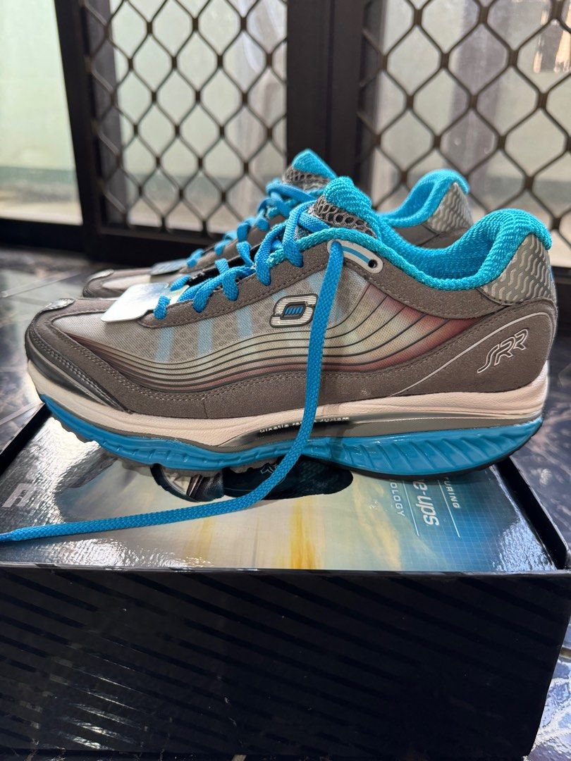Womens skechers shape ups size 6 2025