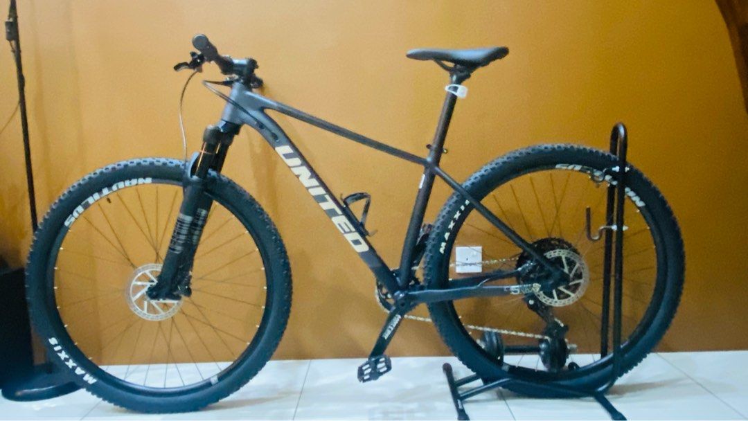Specialized, Sports Equipment, Bicycles & Parts, Bicycles on Carousell