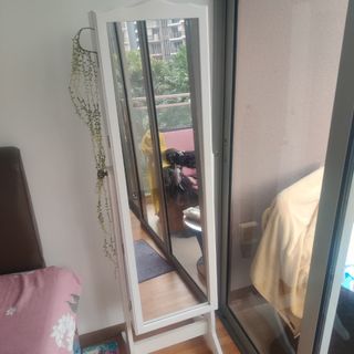 (Category: ) located in . Submitted by kwasif2020 (Listing ID 1296635628, Image 1). Description: .