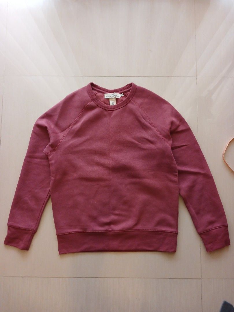 Sweater H M Original Size S Warna Pink Gelap Bahan Tebal Hangat Kondisi Like New