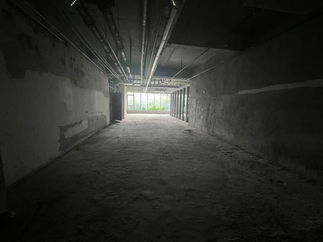 The Proscenium Office at Rockwell (Category: Commercial) located in Manila. Submitted by shannazane_09065747998 (Listing ID 1296587428, Image 2). Description: FOR SALE!!! The Proscenium Ofiice - Podium office Tower: Lincoln Tower Orientation: Southwest Condition: Bare shell Total Area: 120 sqm 2 Parking allocation SELLING PRICE: 42,000,000.00 For Inquiries and Viewing Appointment: 𝗠𝗮𝗿𝗶𝗰𝗮𝗿 𝗡𝗮𝘁𝗶𝘃𝗶𝗱𝗮𝗱 +639686402370 Under PRC REBL No.