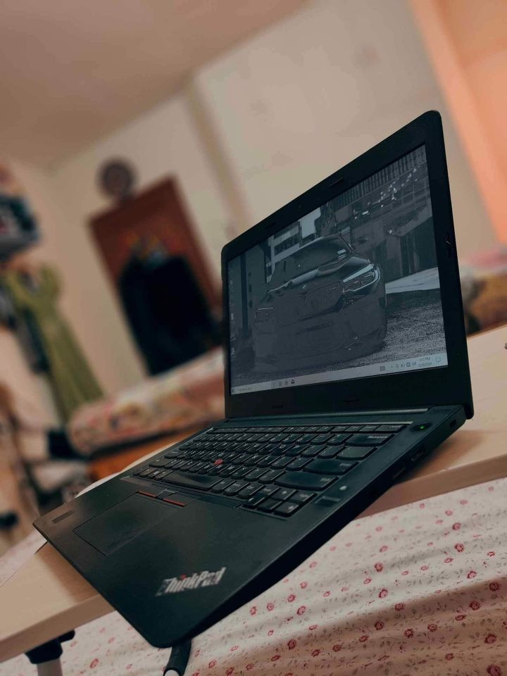 Thinkpad 7thGen Core i5 8gb ram ddr4 and 256gb ssd drive 14inch LED ...