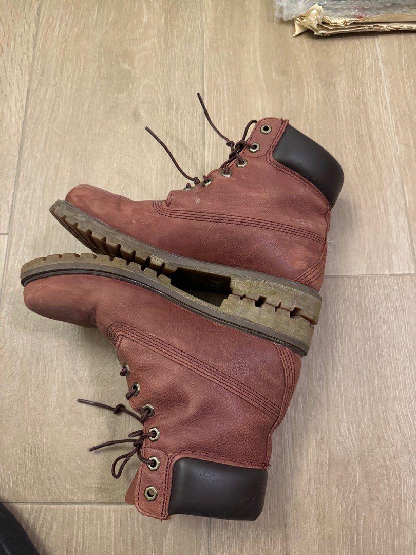 Brick red timberland boots deals
