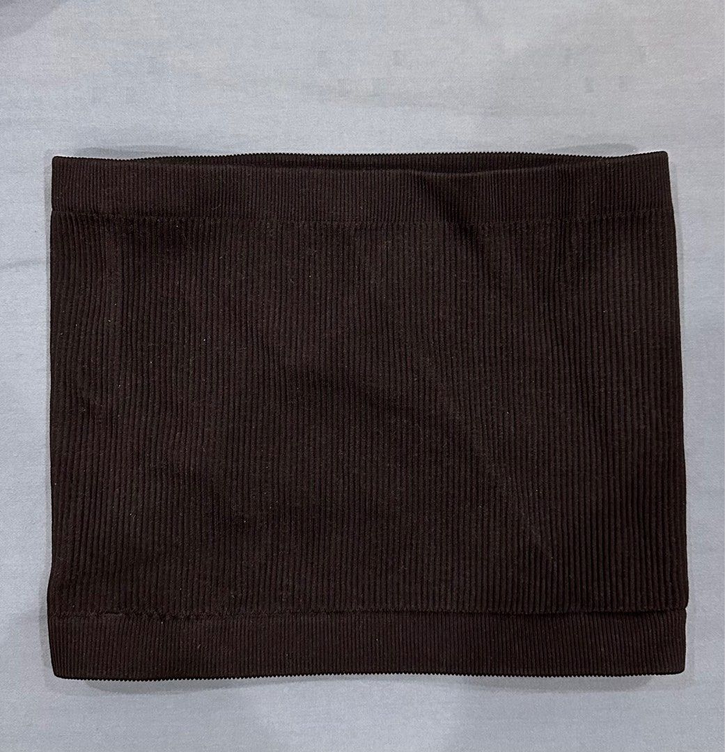 Tube cotton on (Category: Others Tops) located in Paranaque City. Submitted by secondstories_ (Listing ID 1296699235, Image 1). Description: Brand new with tag Gained weight .