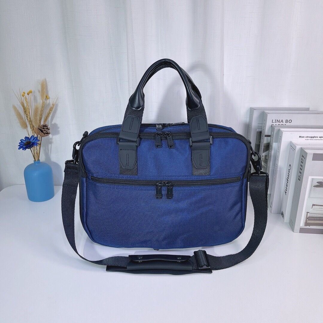 Tumi 232640d deals