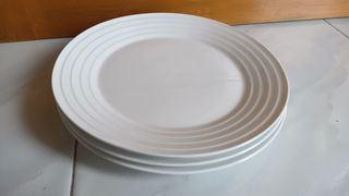 White Dinner plates