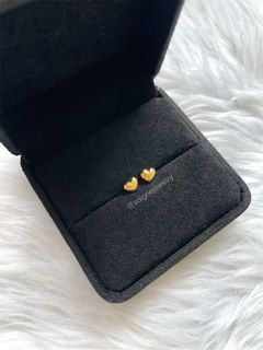 18k Mini Heart Stud Earrings