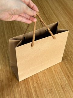 （分類：）位於 。 由 smallsmallpiglet 提交（商品編號 1296763395，圖片 1）。簡介： 。