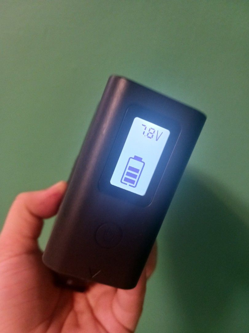 Affordable SONY camcorder light with rechargeable battery, tested ok 👌 (Category: Cameras) located in Bulacan. Submitted by afford.japan (Listing ID 1296894792, Image 3). Description: Japan Surplus.
