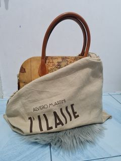Alviero martini Alma bag,made in Italy with original dust bag