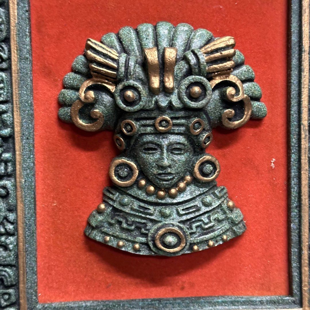 ANCIENT AZTEC GODDESS 1960s Crushed Green Malachite Industrias ...