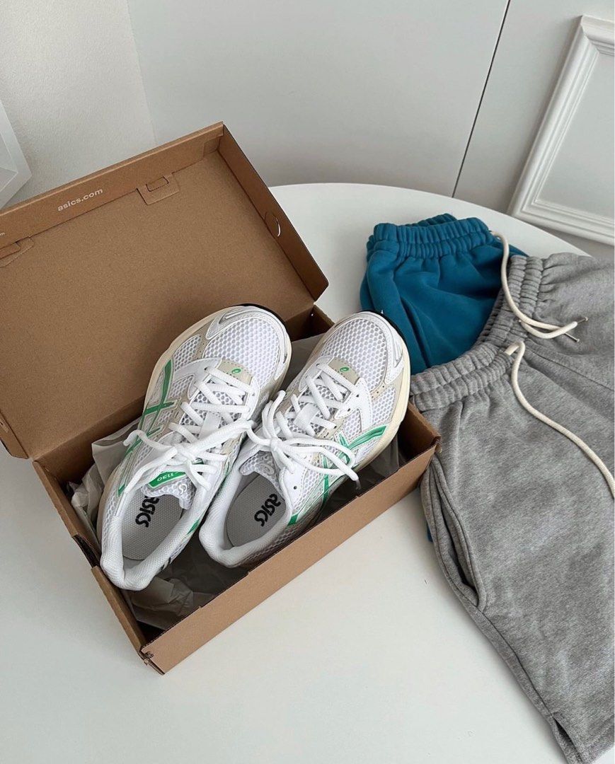 asics gel 1130 in malachite green (Category: Sneakers) located in Manila. Submitted by kryptonkicks.ph (Listing ID 1296837364, Image 1). Description: asics gel 1130 in malachite green 🍀 sizes: us wmns 5-8 price: php 8,645 eta: 1-2 wks min dp 40% ◡̈ .