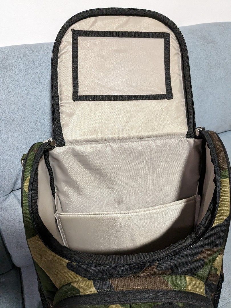Backpack (Category: Stationery & School Supplies) located in Singapore. Submitted by flyfish02 (Listing ID 1296866013, Image 3). Description: Only used for 2 months. it's too small for my kid. Selling at $35. Prefer self collection due to bully item..