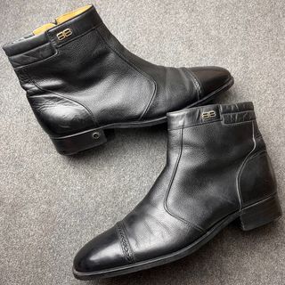 Balenciaga chelsea boots