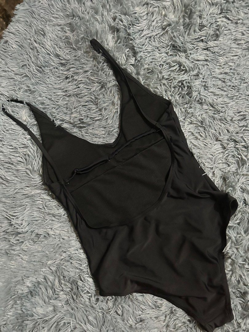 Bench Body One Piece (Category: Bikinis & Swimsuits) located in Pasig City. Submitted by randomclosets_ (Listing ID 1296777626, Image 2). Description: Fits small to medium. Very nice and sexy in person. RFS does not fit any more. .