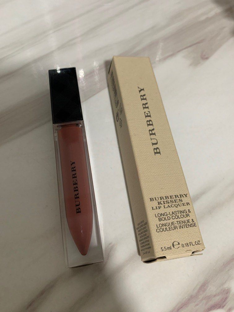 Burberry Kisses Lip Lacquer in Creamy Rose