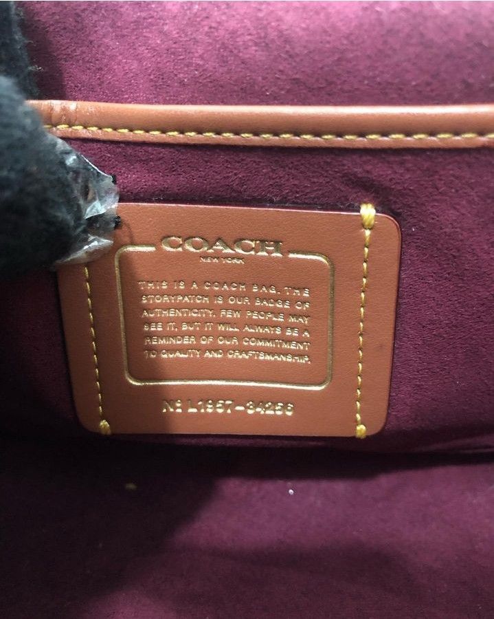 COACH MADE IN VIETNAM FULL KULIT ASLI, Fesyen Wanita, Tas & Dompet di