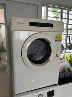 (Category: ) located in . Submitted by imrock_sg (Listing ID 1296797372, Image 1). Description: .