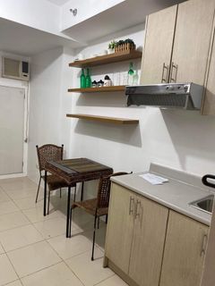 For Rent at University Tower 2 infront of UST Espana Manila