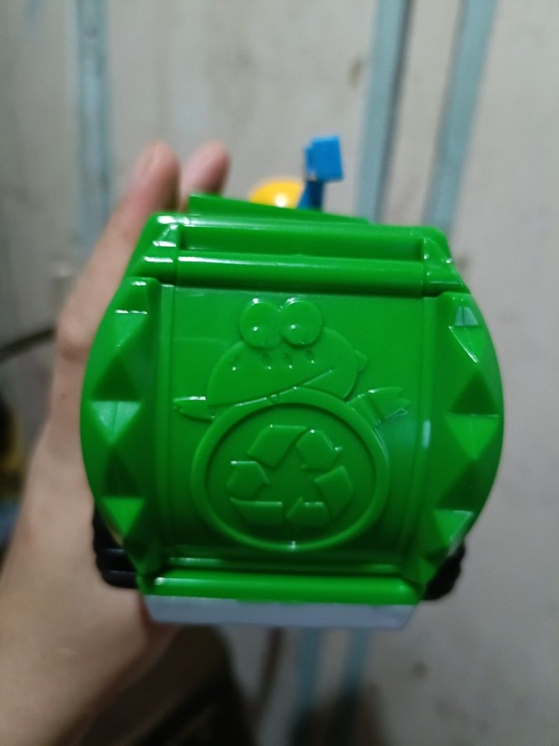Gus garbage truck Ryan's world (Category: Kids Toys) located in Iligan City. Submitted by shehabdor98515 (Listing ID 1296857184, Image 3). Description: what you see is what you get.
