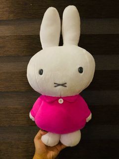 Huggable size Pink Miffy plushie 💗