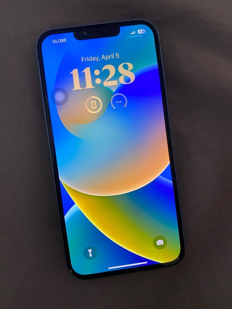 IPHONE 14 256GB secondhand (Category: iPhone 14 Series) located in Muntinlupa City. Submitted by marianeeeeee (Listing ID 1296768020, Image 1). Description: 2nd hand iphone14 Personal used RFS. Upgrading Battery Health 89% Complete with box & charger.