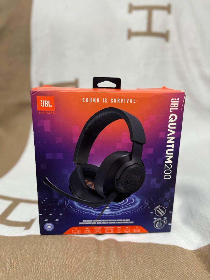 JBL QUANTUM 200 (Category: Headphones & Headsets) located in Las Pinas. Submitted by lalabz00 (Listing ID 1296806729, Image 2). Description: Last price posted! Pass sa tawad! Money back if proven fake! This is 100% authentic and brandnew! Actual pic posted! Metro manila lalamove Provincial jnt Payment via gcash or bdo. Pwde gcash pag andito na rider to pic up if lalamove. If jnt at province sorry but full payment required pti sf! Pass sa COP ni L