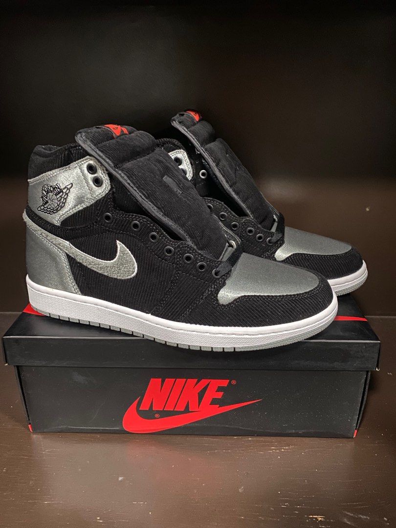Aleali may jordan 1 satin hotsell