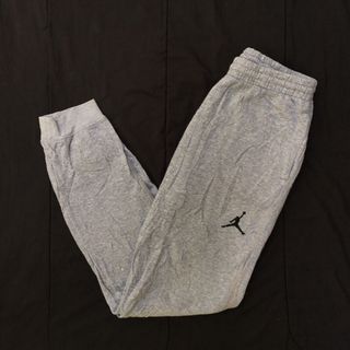 Jordan Jogger Pants Size XL Youth Fit Medium Adult (28-34w 42L) As New Condition  10/10 Color Rate  No Flaws  Need Wash Only   500 only ✅