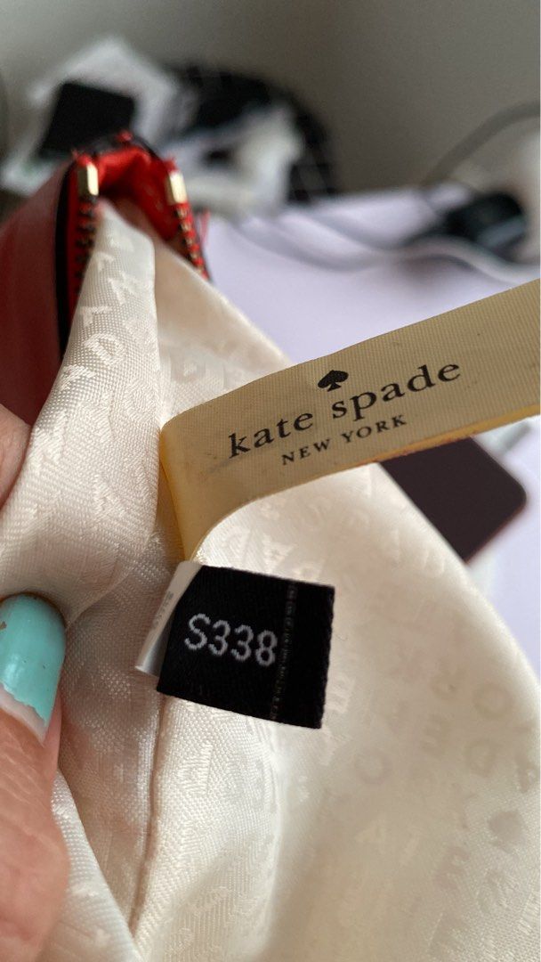 Kate Spade Clutch GIA Larchmont Avenue Logo Picnicred WLRU5144 Barang Mewah Tas Dompet di Carousell