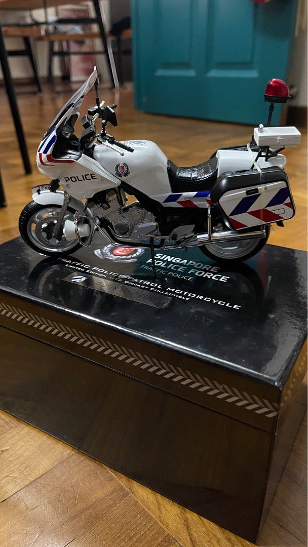 Limited Edition Die Cast Traffic Police Motorcycle