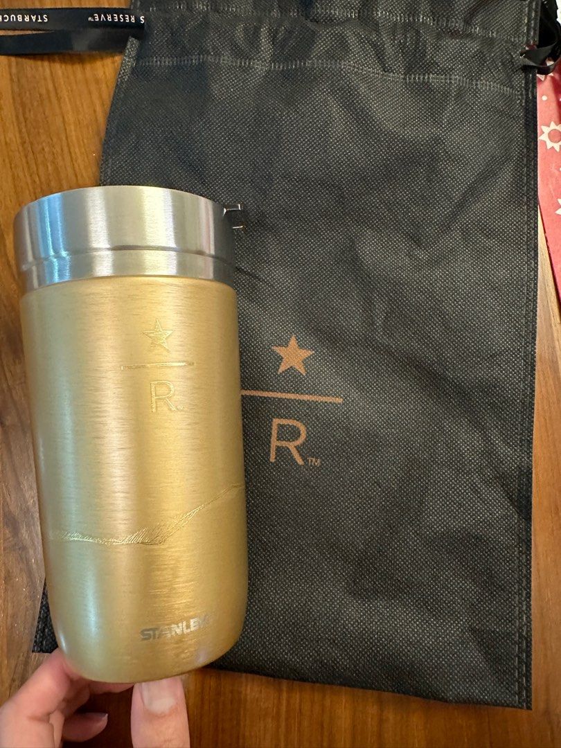 Limited Starbucks Reserve x Stanley Tumbler 473ml (Category: Water Bottles & Tumblers) located in Singapore. Submitted by jiaasss (Listing ID 1296739810, Image 1). Description: Brand new with tag No box, but comes with Starbucks Reserve gift bag .