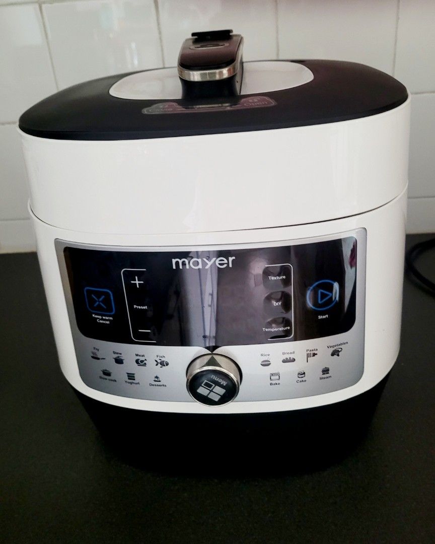 Pressure cooker mayer on sale