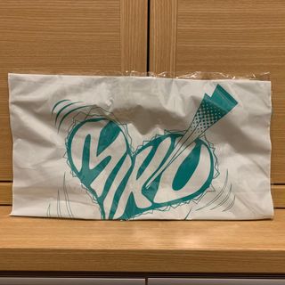 （分類：）位於 。 由 yamiclover 提交（商品編號 1296759022，圖片 1）。簡介： 。