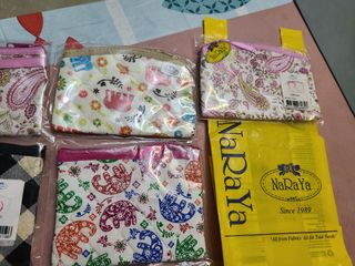 （分類：）位於 。 由 louisgucci88 提交（商品編號 1296894953，圖片 1）。簡介： 。