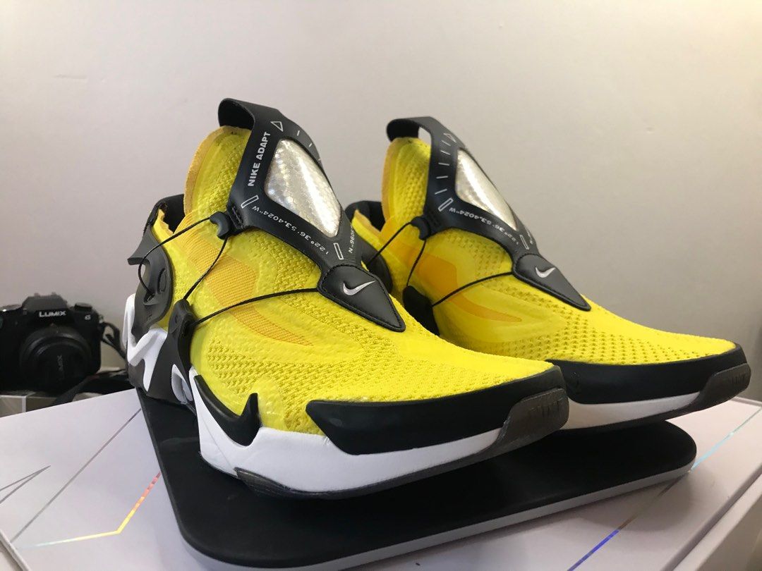 Nike Adapt Huarache Opti Yellow