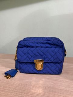 （分類：）位於 。 由 elly11084 提交（商品編號 1296864823，圖片 1）。簡介： 。