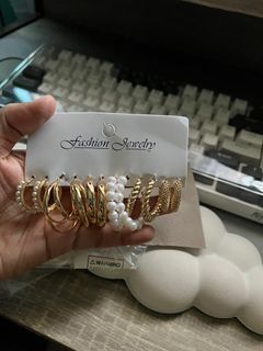 Retro Gold Hoop Earring Set Heart Butterfly Hypoallergenic Pearl Earrings for Women Jewelry Accessories
