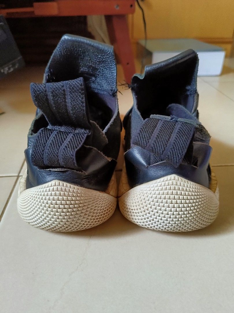 sepatu ADIDAS seri James Harden LS Buckle size 41, Fesyen Pria