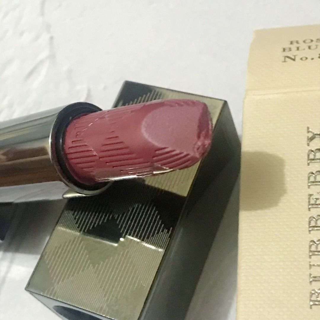 SINGLE BURBERRY Kisses Hydrating Lip Colour 89 Rose Blush defected Carousell