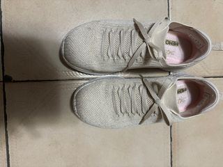 （分類：）位於 。 由 cc.jj 提交（商品編號 1296895682，圖片 1）。簡介： 。