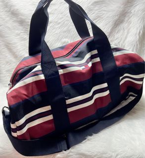 Tommy Hilfiger TH Unisex Nylon Stripes Large Duffle Bag / Gym Bag