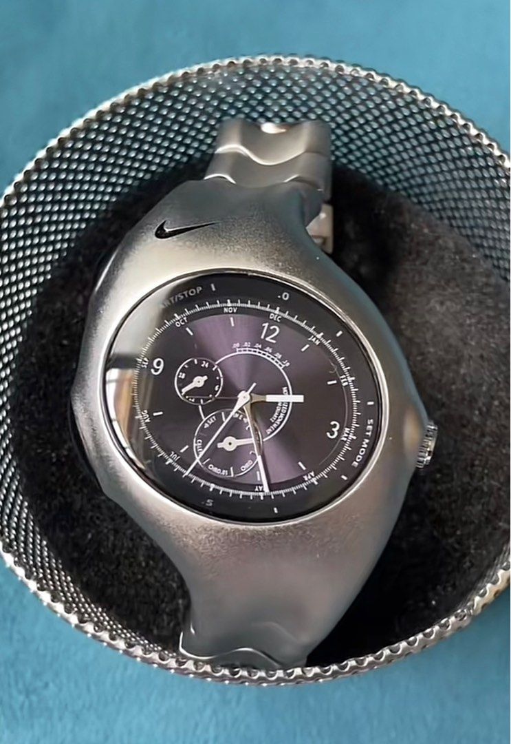 Nike watch singapore 2025