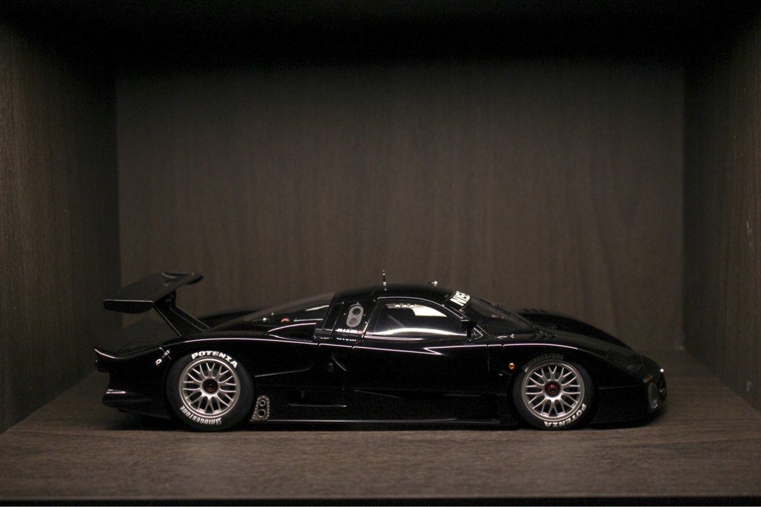 1/18 Autoart Nissan R390 GT1 LE MANS 1998 plain body, Hobbies & Toys ...