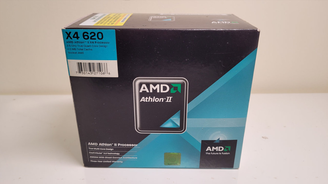 二手 AMD Athlon II X4 620 2.6G 四核正式版 盒裝 附全新風扇, 電腦及科技產品, 電腦周邊產品, 電腦周邊產品在旋轉拍賣