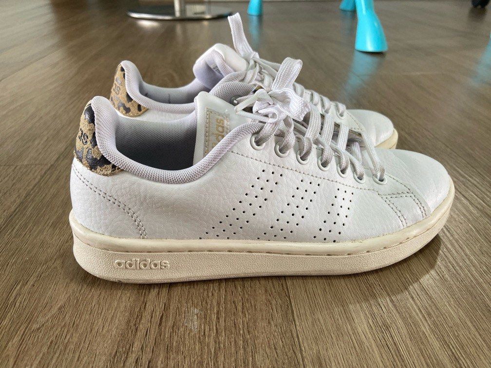 adidas gazelle silver green womens adidas Women's Avacourt 2