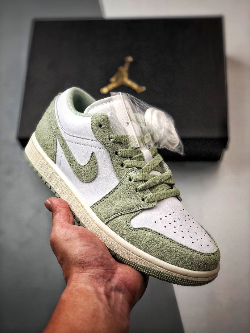 Jordan 1 light green 2025